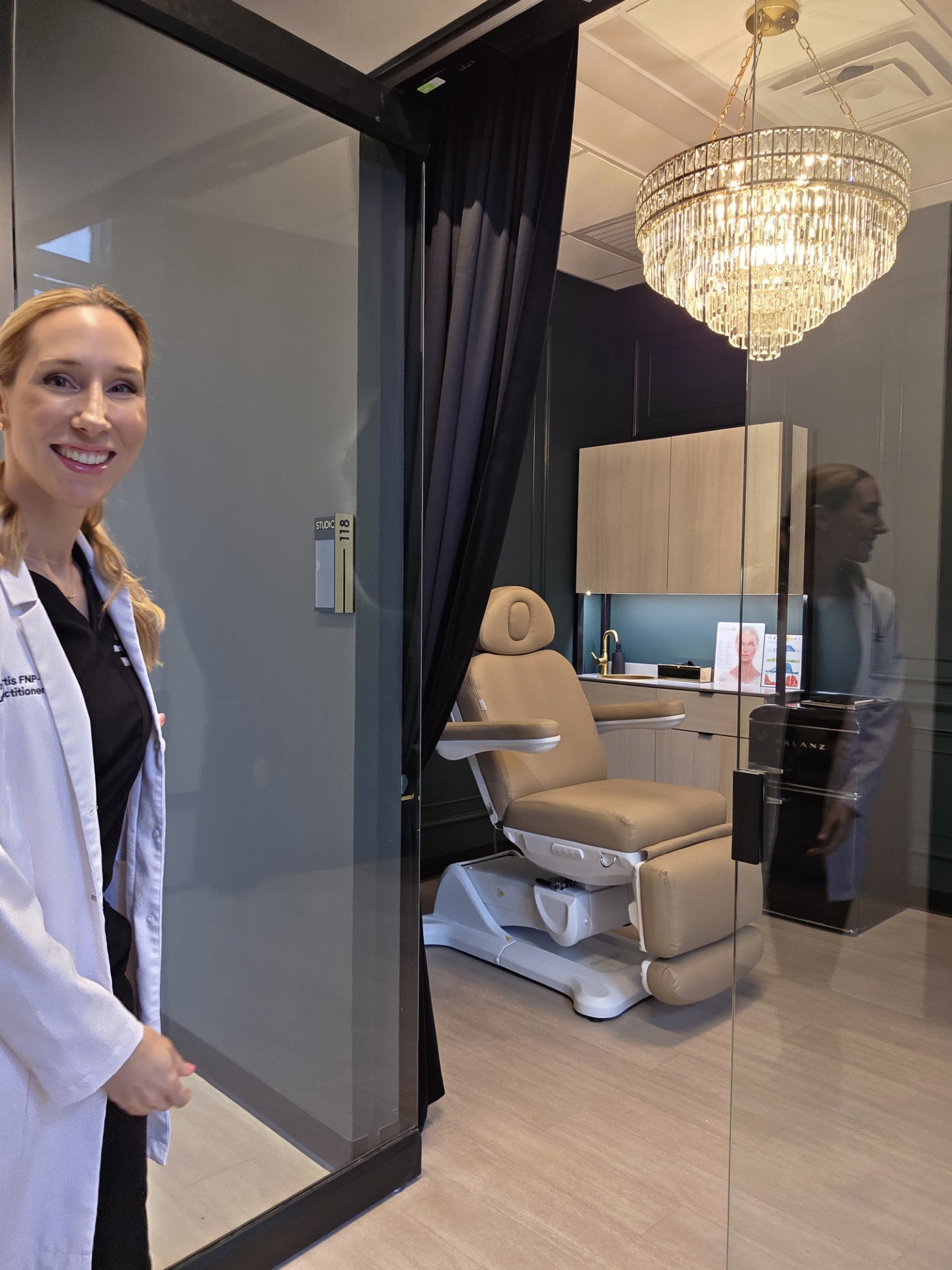 Front of Aura Wellness & Aesthetics Clinic